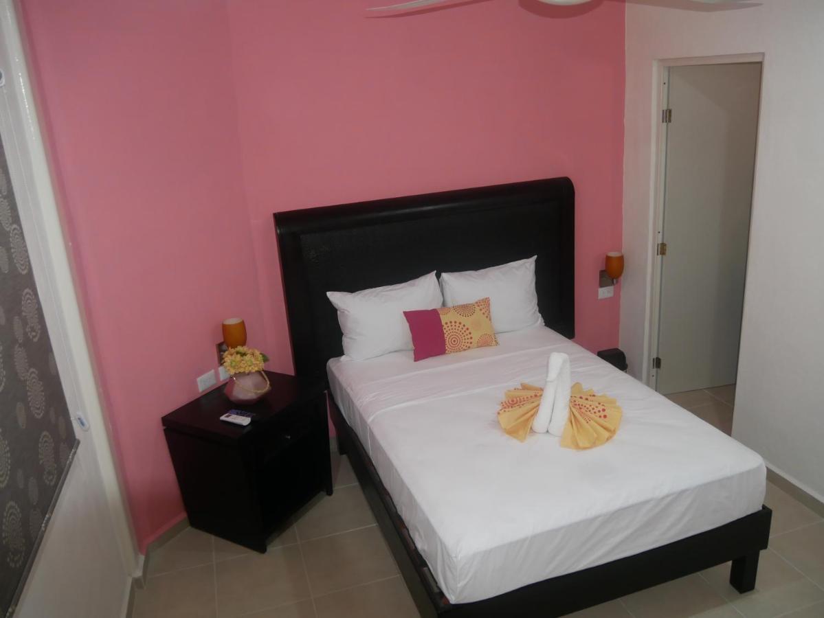 Hotel Real San Juan Suites Merida Exterior photo